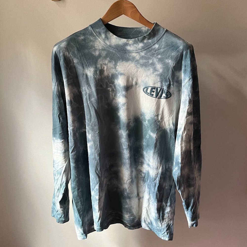 Levi's Oversized Tie-dye Mockneck long sleeve tee shirt